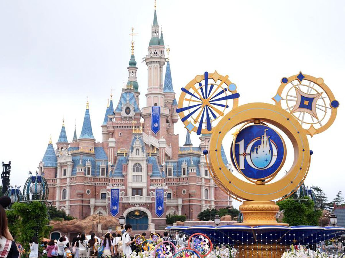 Albüm: Shanghai Disneyland 10. Yıldönümünü Kutladı