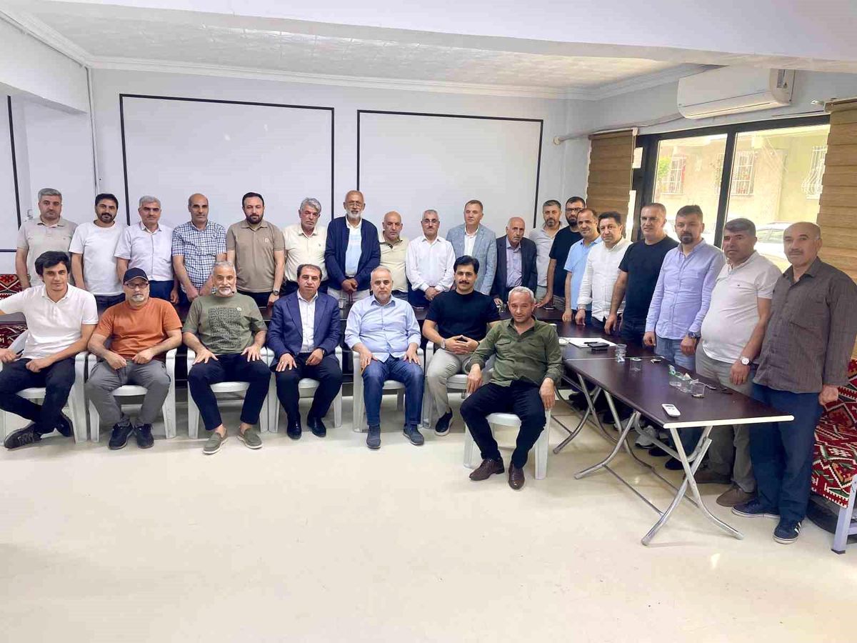 Alikanlılar Derneği'nde Abuzer Altun Yeniden Başkan Seçildi