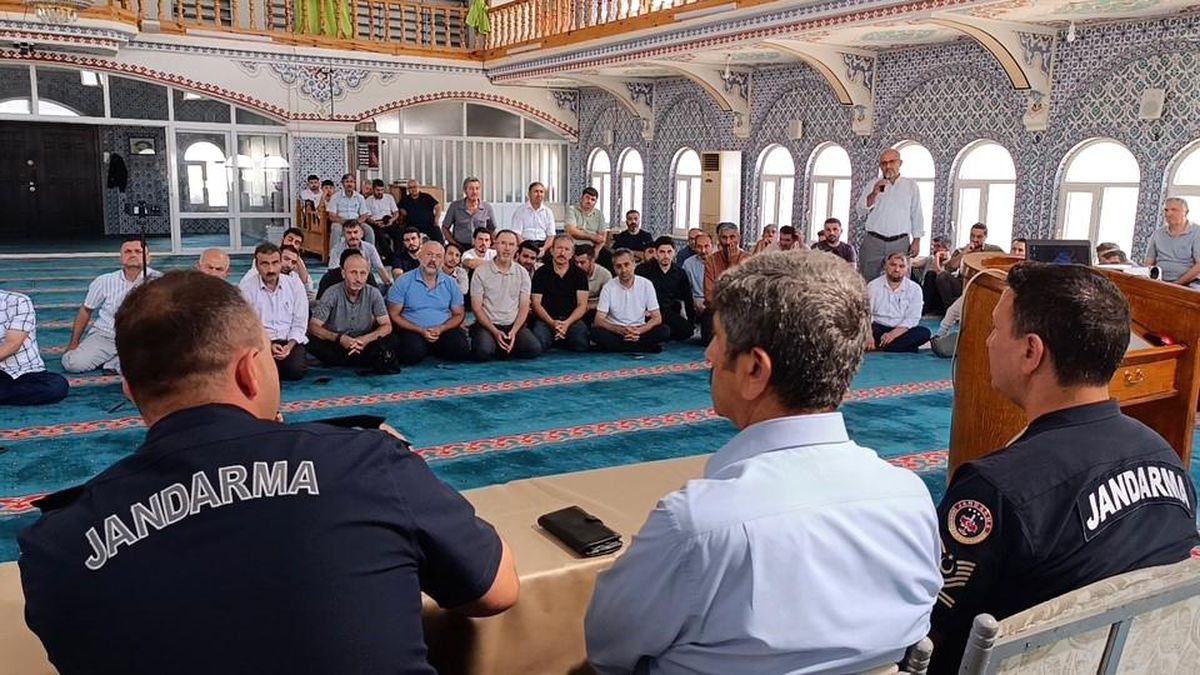 Anamur'da din görevlilerine toplum destekli güvenlik anlatıldı