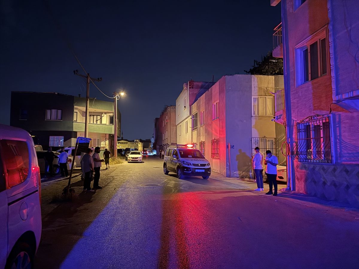 Bursa Yıldırım'da silahlı kavga sonrası polis incelemesi.
