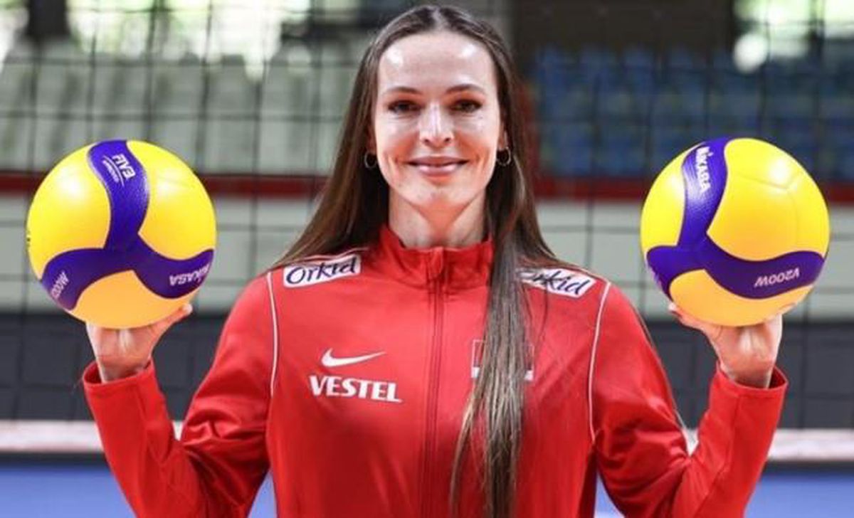 Eda Erdem neden yok, neden oynamıyor, voleybolu milli takımı bıraktı mı, emekli oldu mu, Eda Erdem Dündar voleybol milli takım kadrosuna çağrılmadı mı