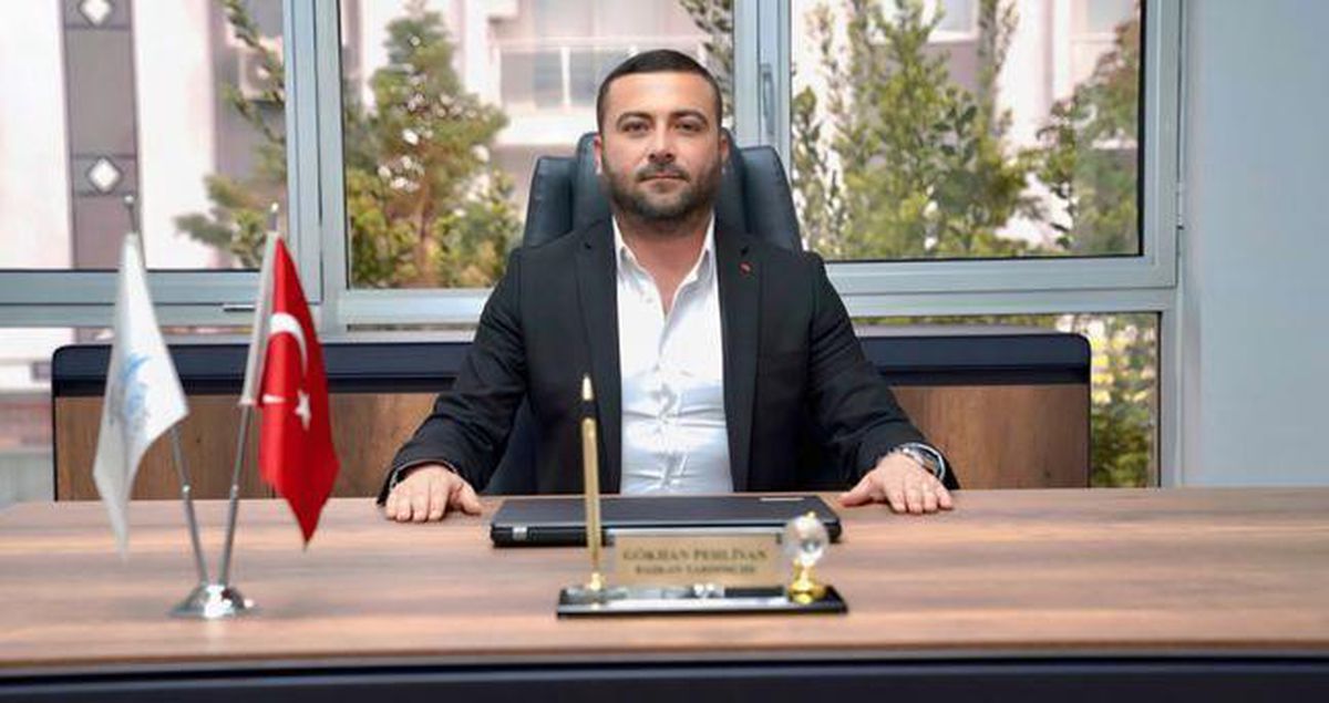 Gökhan Pehlivan kimdir? Seferihisar Belediyesi Başkan Yardımcısı Gökhan Pehlivan kaç yaşında, nereli, evli mi?