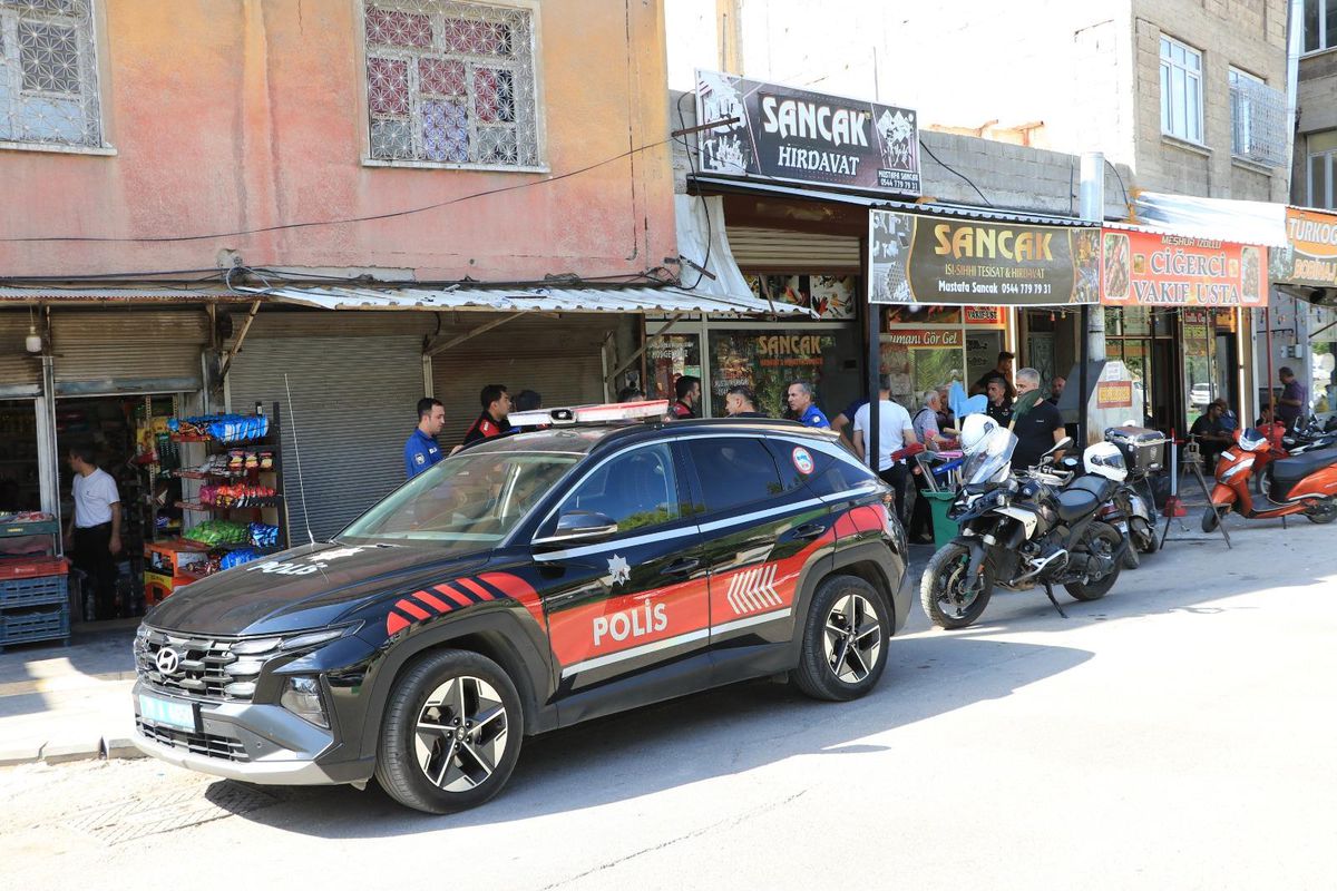 Kilis'te kebapçıda silahlı ve bıçaklı kavga: 1 yaralı