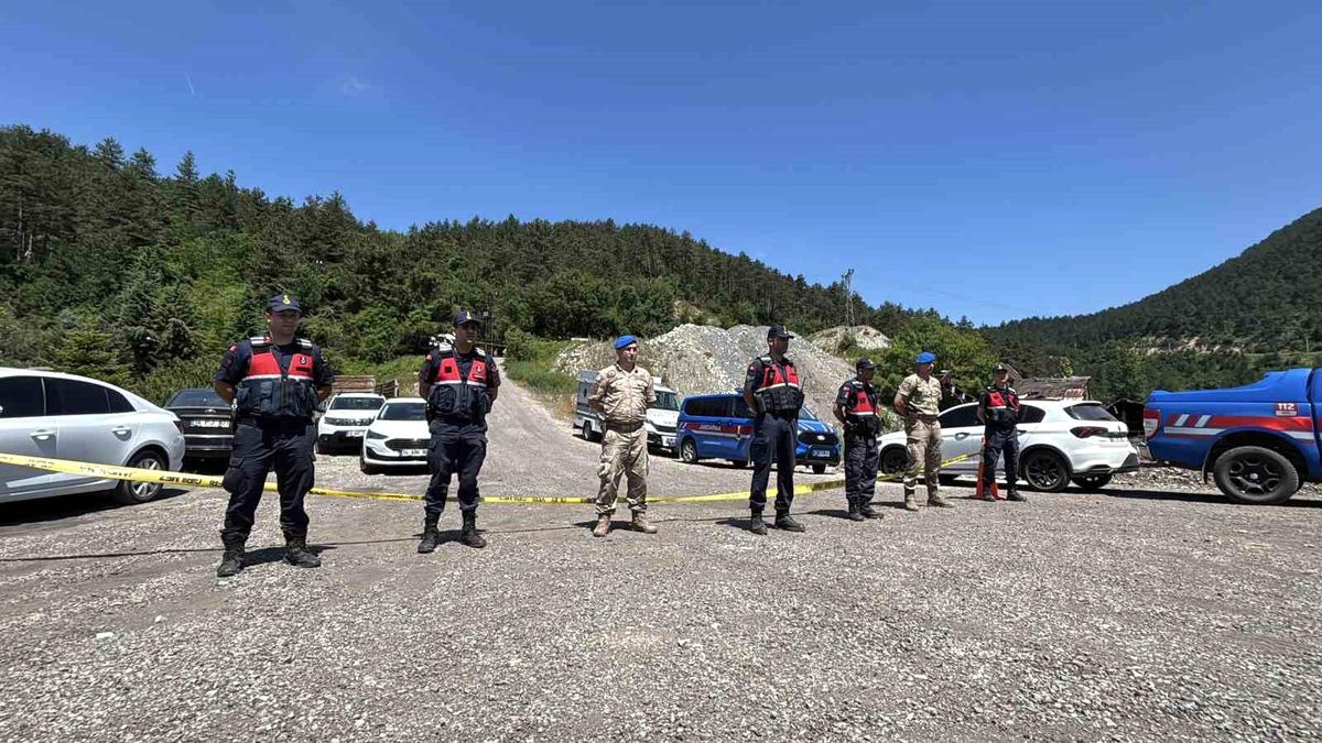 Maden ocağında hayatını kaybeden işçiyi çıkarma çalışmalarına yangın engeli