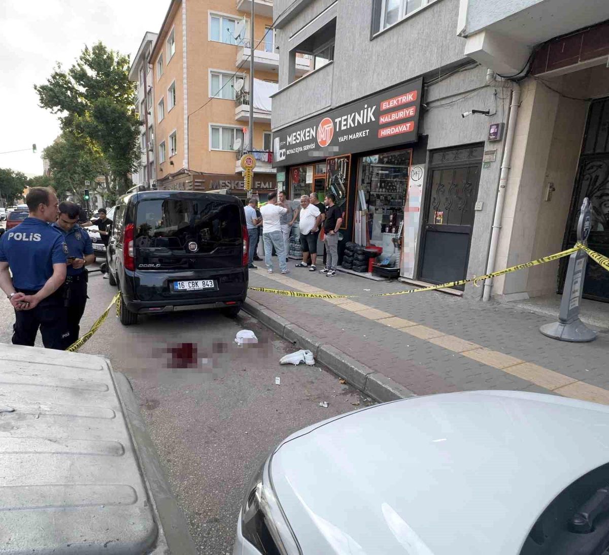 Sosyal medyada başlayan husumet kanlı bitti: 22 yaşındaki genç öldürüldü