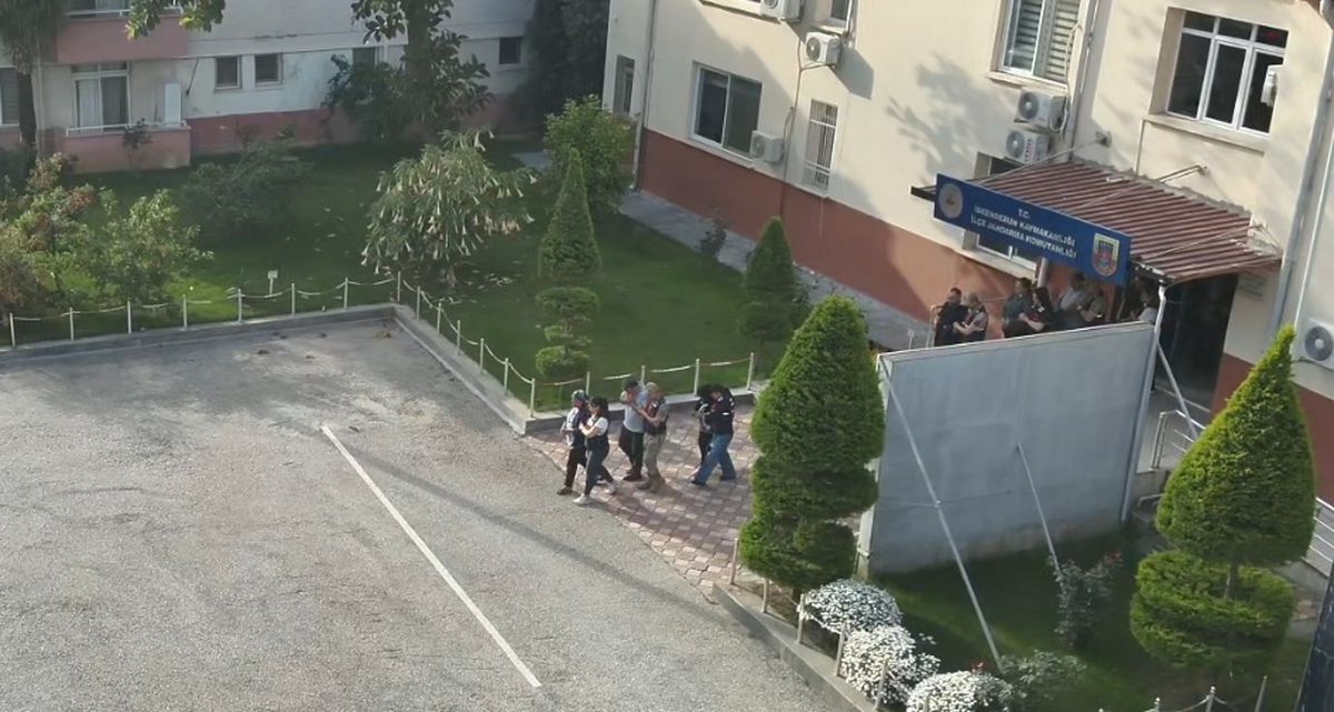 Hatay merkezli usulsüz sağlık raporu operasyonunda tutuklanan şüpheliler