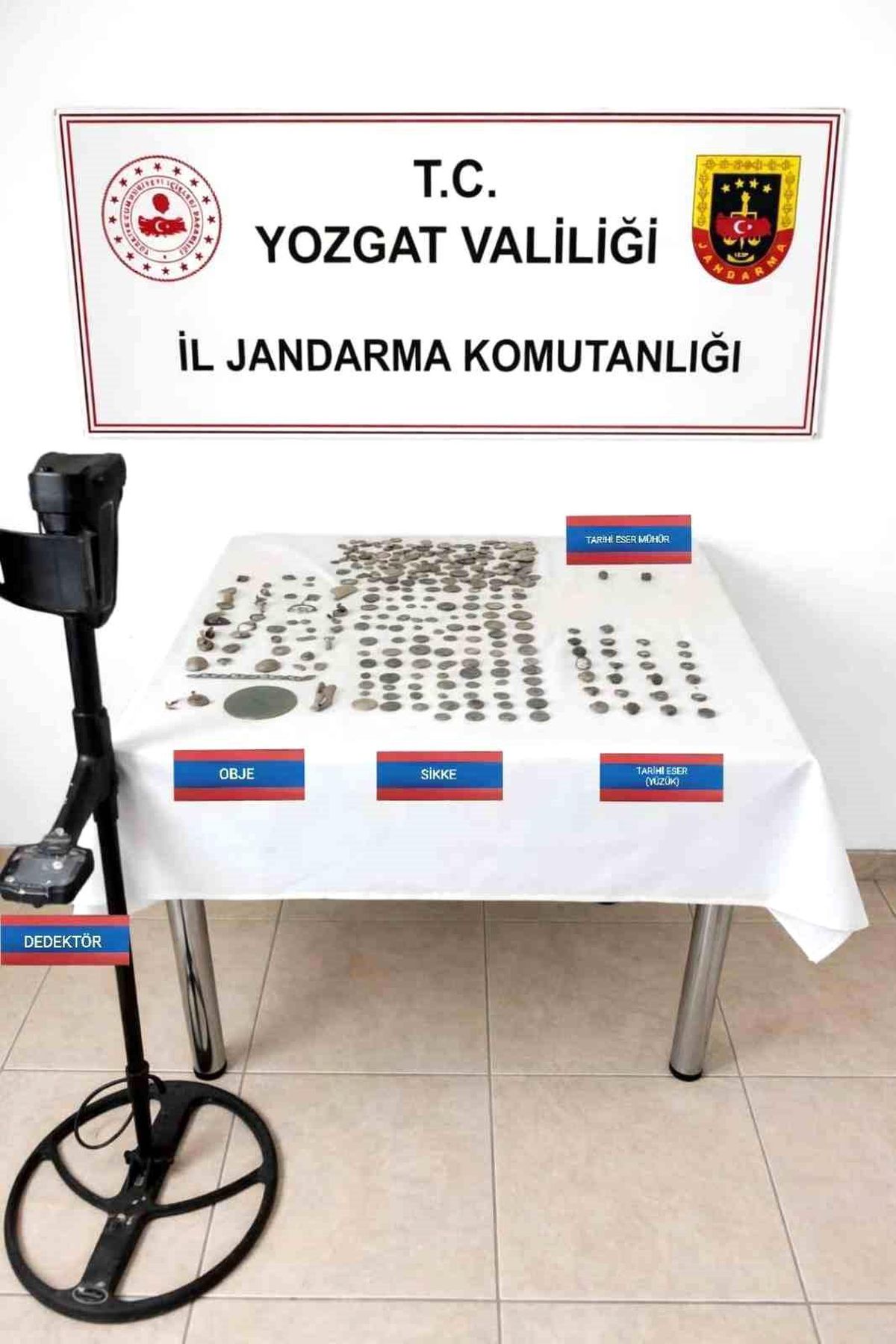 Yozgat'ta tarihi eser nitelikli objeler ele geçirildi