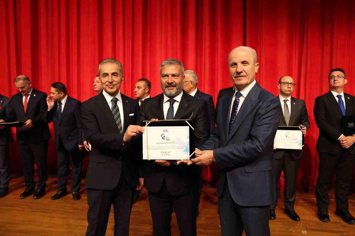 Anadolu Üniversitesine 'Spor Dostu Kampüs' ödülü