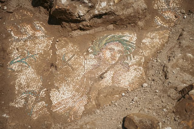 aspendos ta nehir tanrisi betimlemesi gun yuz 5 19961615 o