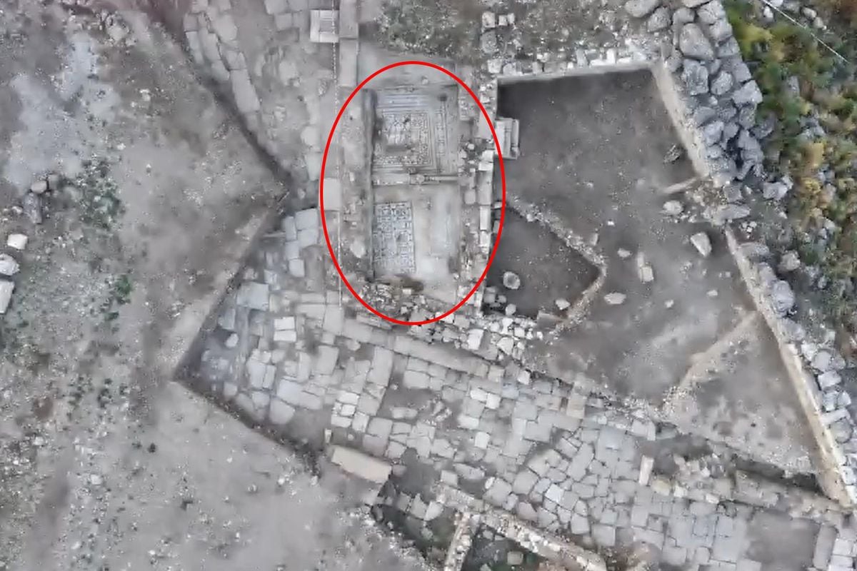 Aspendos'ta Roma Dönemi'ne ait nadir mozaik bulundu