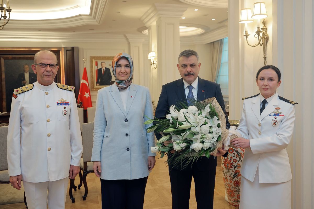 İçişleri Bakanı Mustafa Çiftçi Sahil Güvenlik Komutanlığı heyetini kabul ediyor.