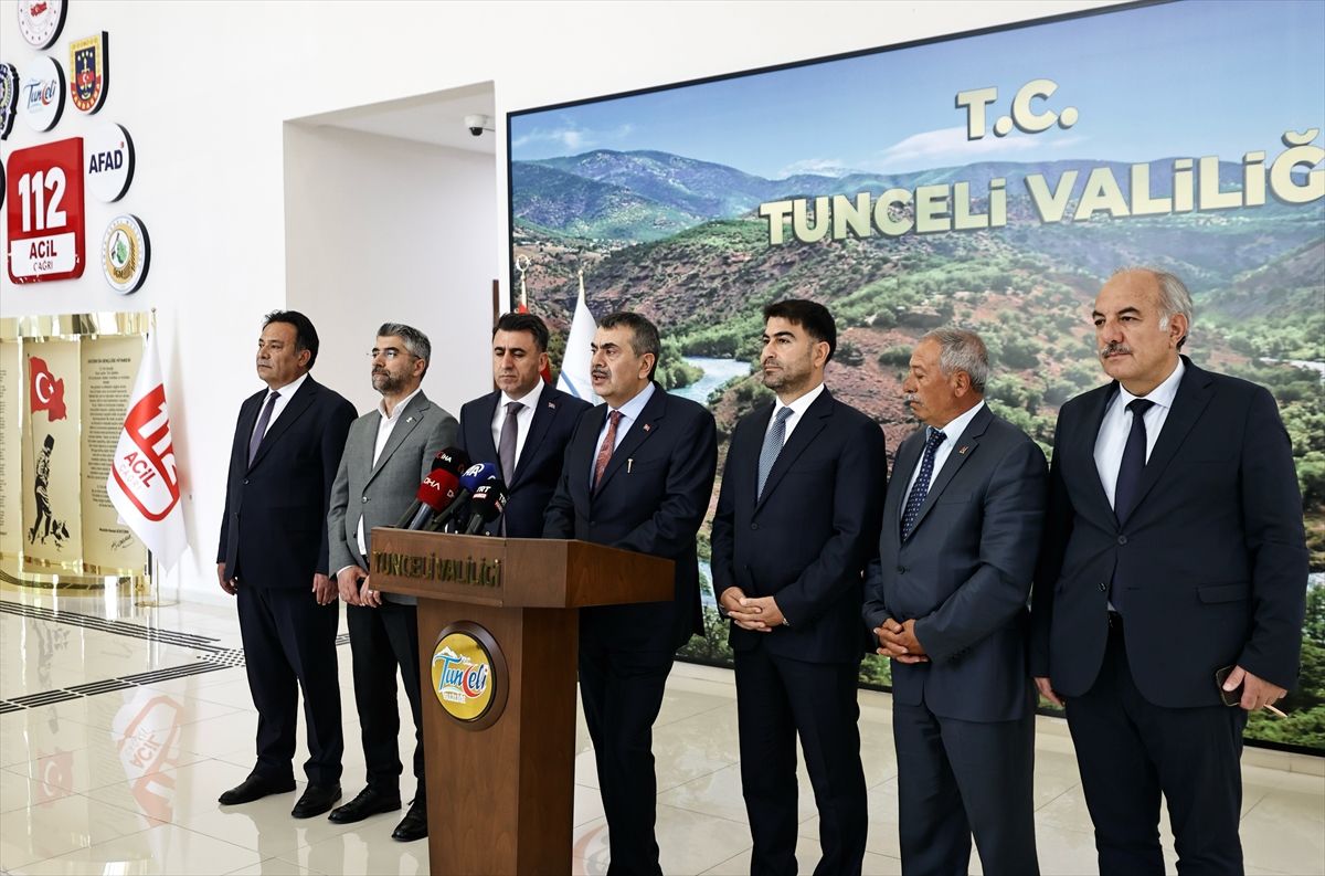 Bakan Tekin, Tunceli'de 'İl Eğitim Değerlendirme Toplantısı'nın ardından konuştu Açıklaması