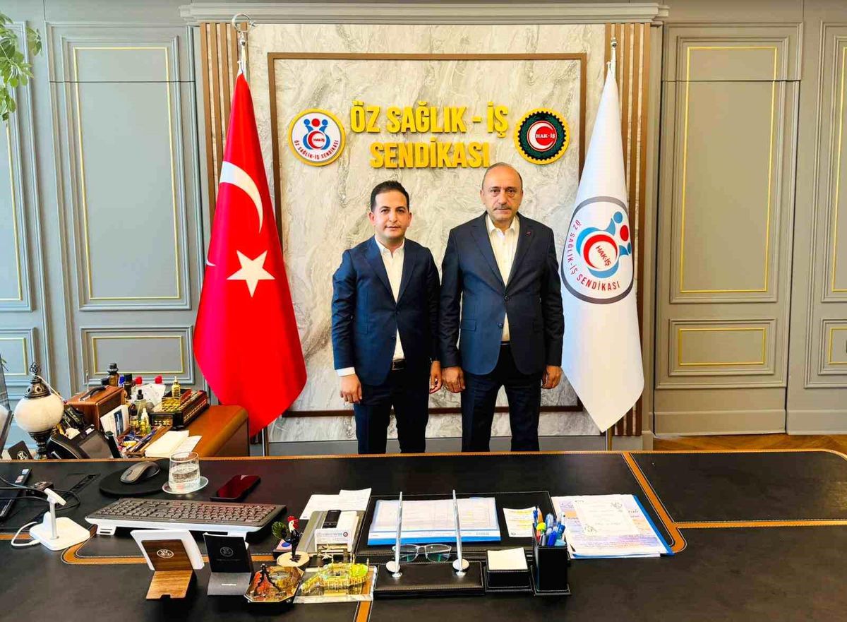 Başkan Aküzüm, HAK-İŞ Genel Başkan Yardımcısı Sert ile bir araya geldi