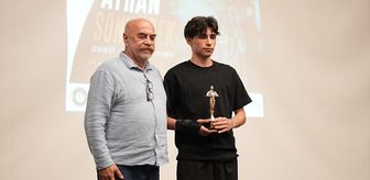 Bursa'da 'Geleceğe Not' temalı kısa film yarışmasında ödüller sahiplerini buldu