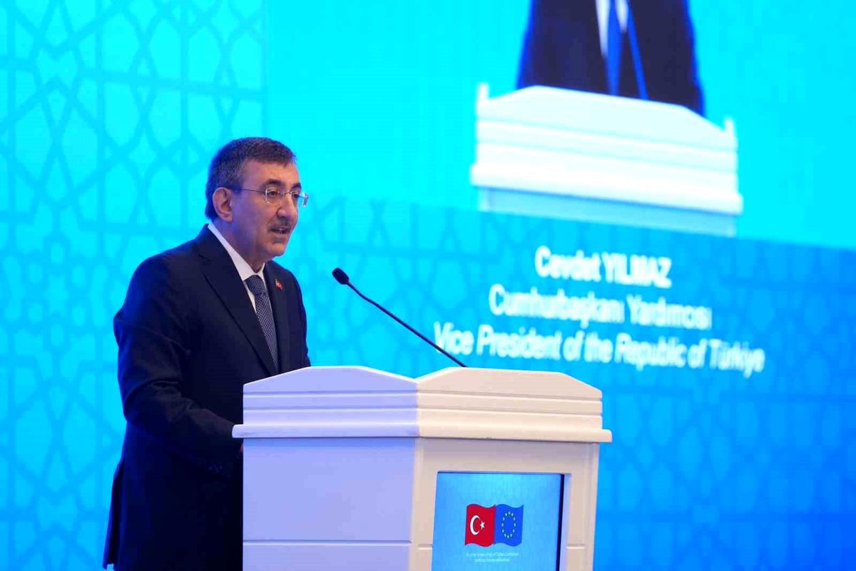 Yılmaz: AB-Türkiye ilişkilerinin önemi arttı