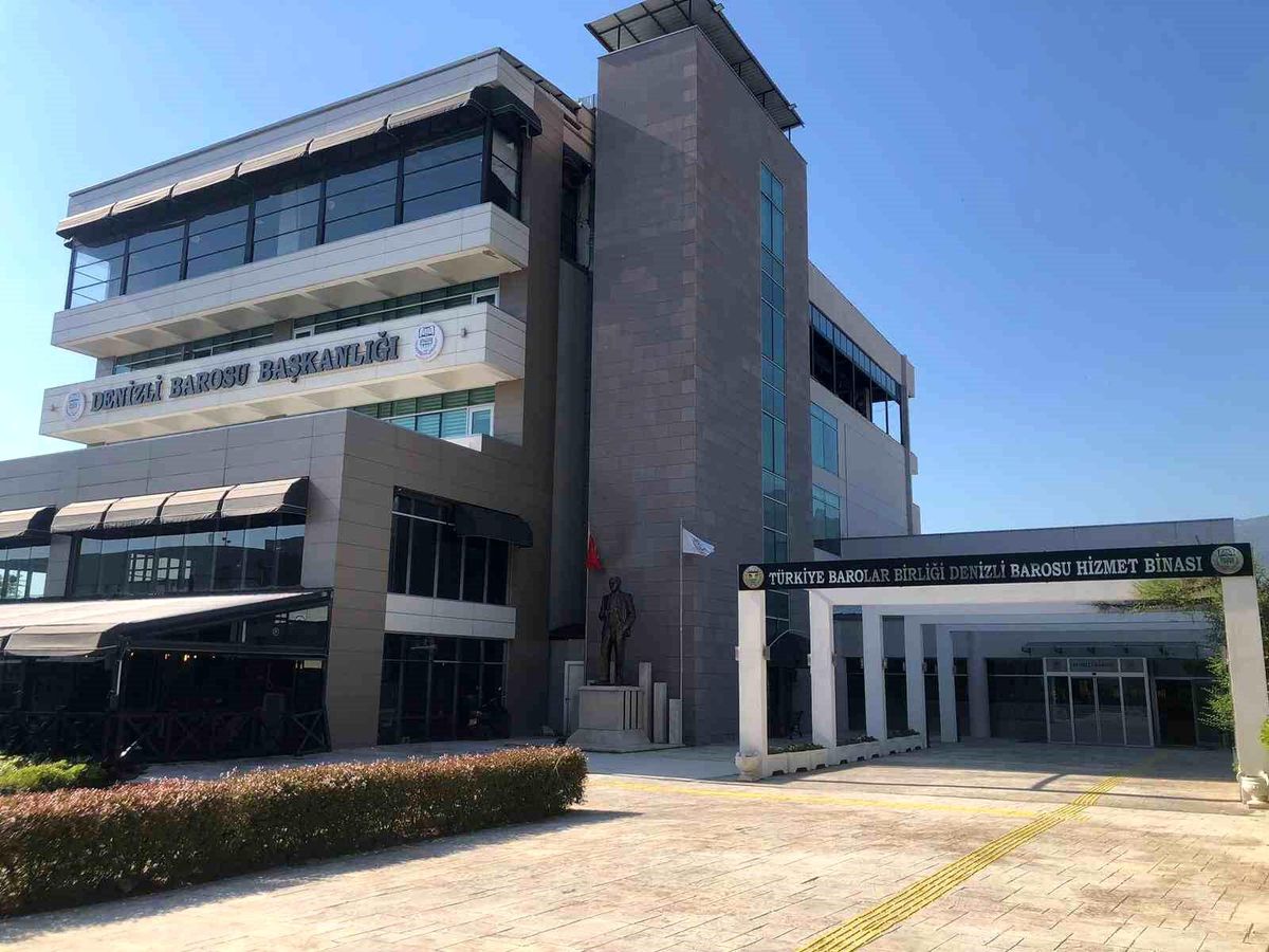 Denizli'de hareketli saatler: Gözaltındaki avukatlar hakkında yeni karar!