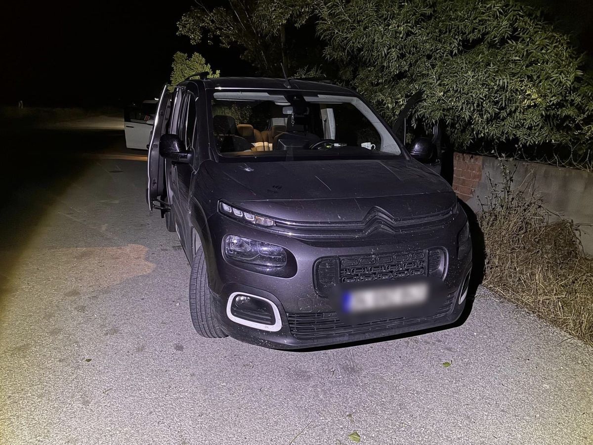 Edirne'de kaçak göçmen operasyonu; 2 gözaltı