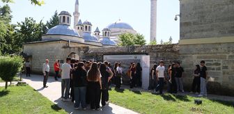 Edirne'de lise öğrencileri Osmanlı tıbbiyesinde ders işledi