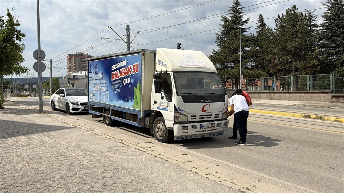 Eskişehir'de kamyon 9 yaşındaki çocuğa çarptı