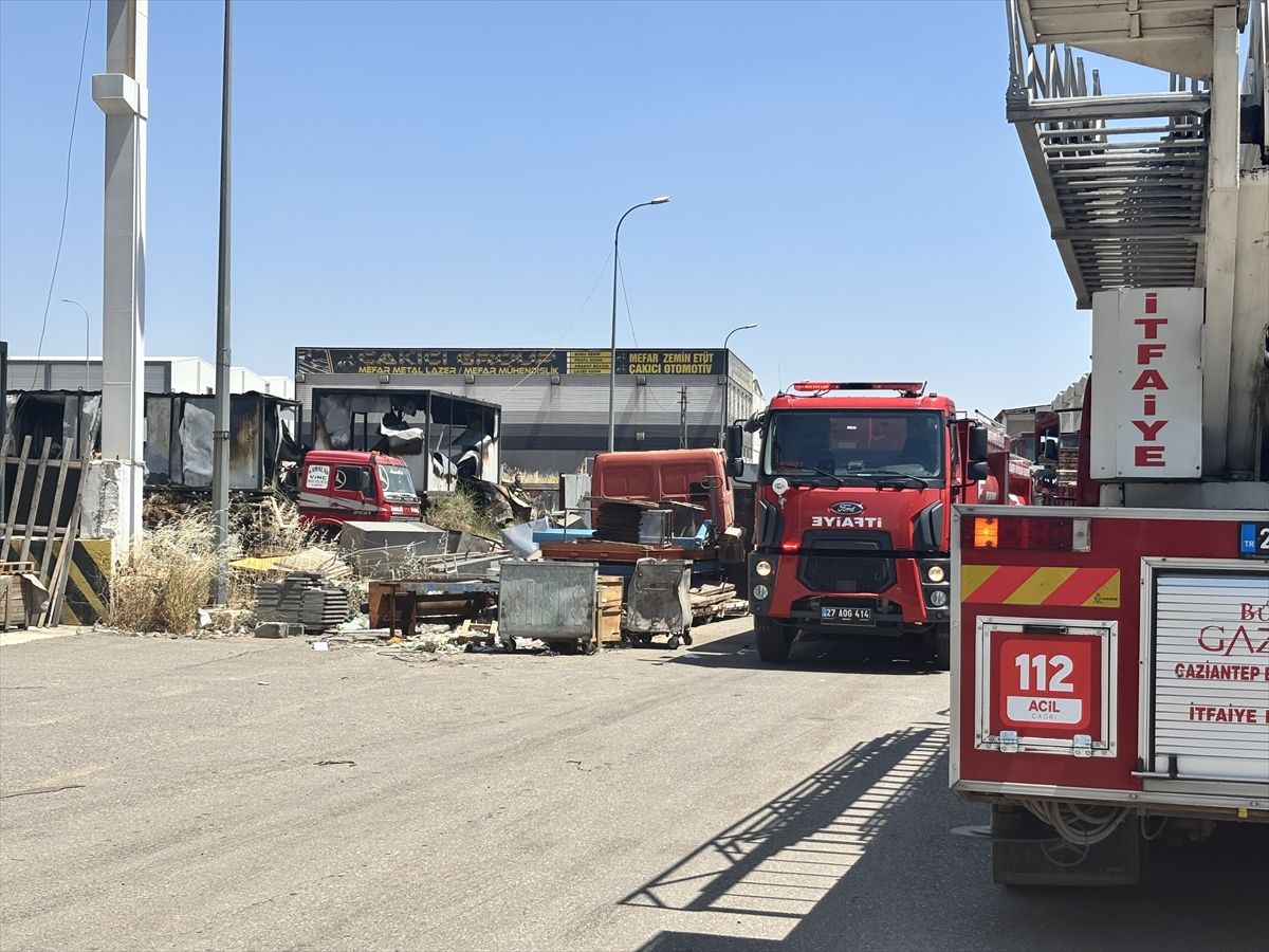 Gaziantep'te metal atölyesinde yangın