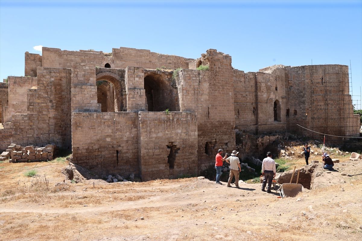 Harran Kale Sarayı'nın adı 'Harran Selahaddin Eyyubi Kale Sarayı' oldu