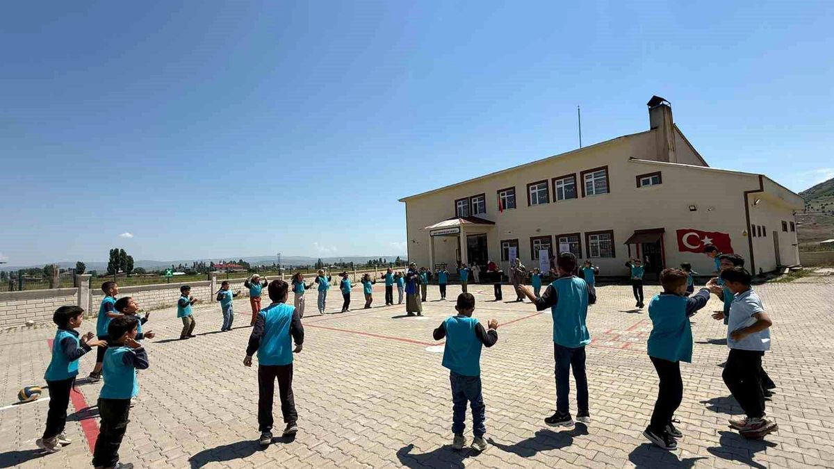 Hasköy'de 'Merkezin Her Yerde' Projesiyle Öğrencilere Renkli Etkinlik