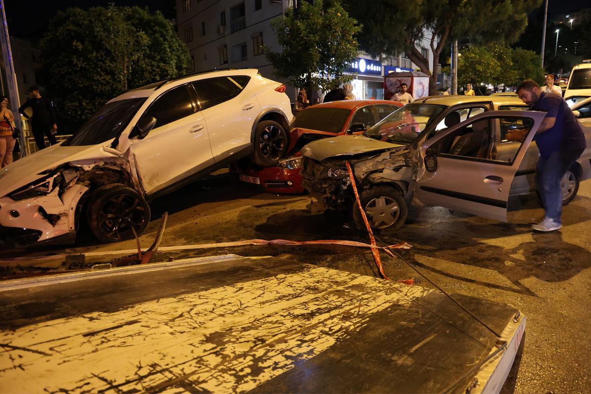 Direksiyondayken kalp krizi geçiren sürücü hastanede hayatını kaybetti