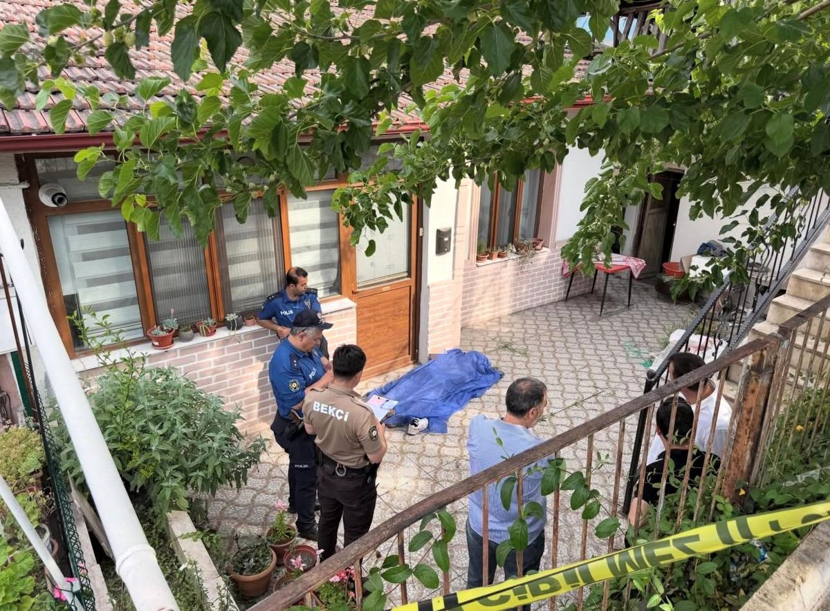 Karabük'te bir kişi bahçede ölü bulundu