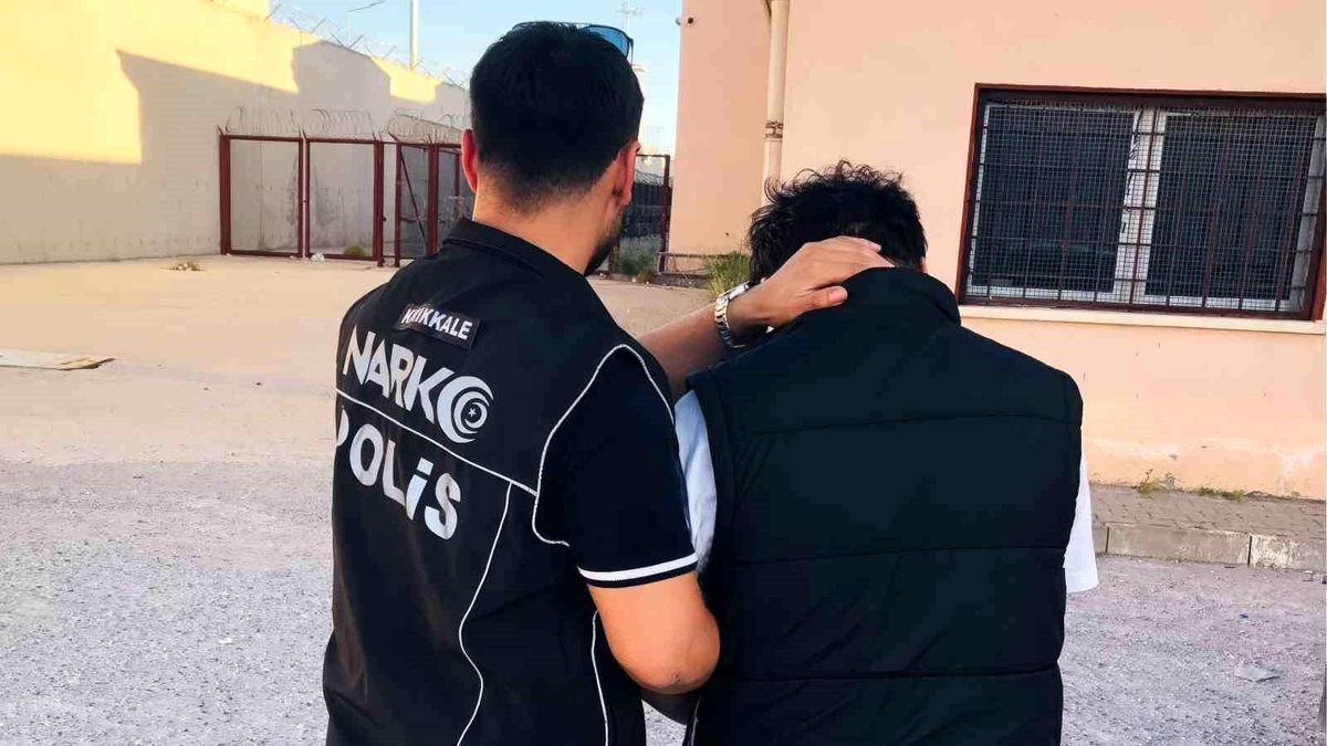 Kırıkkale'de uyuşturucu operasyonu sonucu iki şüphelinin tutuklandığına dair haber.