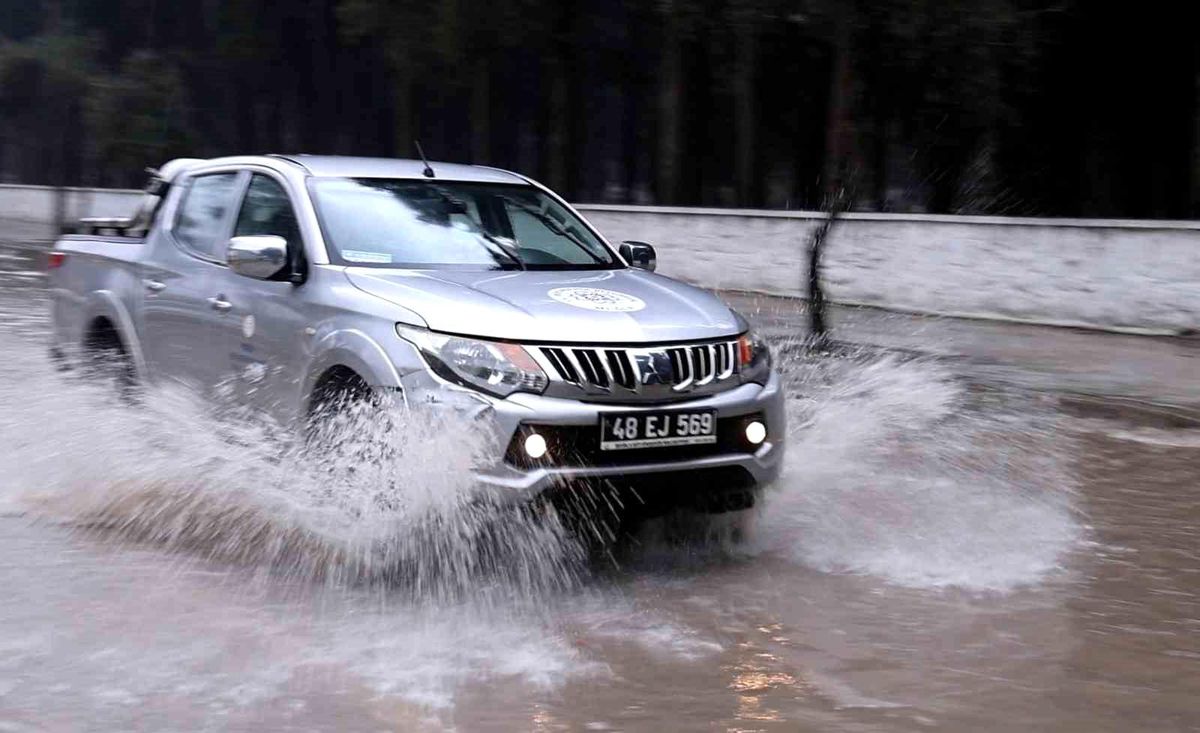 Meteorolojiden Muğla'ya Cuma günü için sağanak yağmur uyarısı