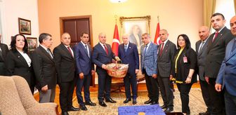 MHP Gaziantep İl Teşkilatı'ndan Devlet Bahçeli'ye anlamlı hediye