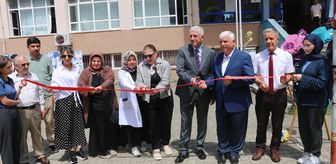 Of'ta öğrencilerin yıl sonu sergisi açıldı