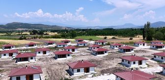 Sındırgı'daki deprem konutlarının inşası tamamlanıyor