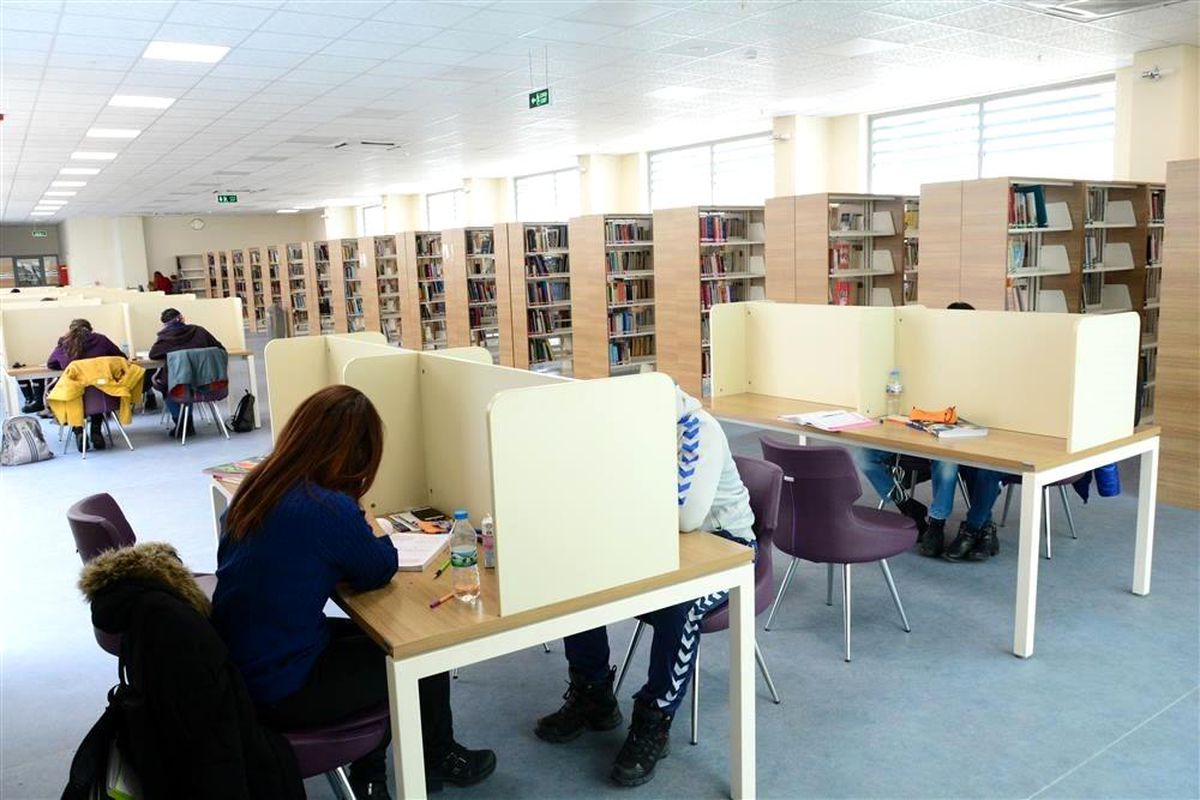 Sivas'ta kütüphanelerin ziyaretçisi azalıyor