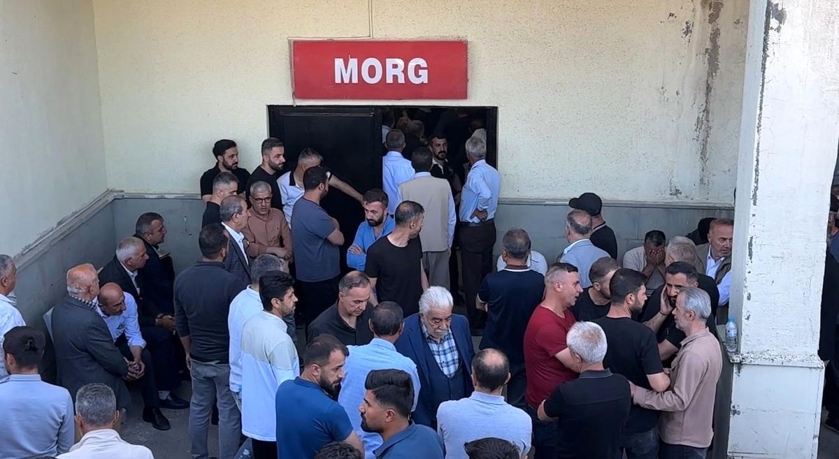 Yolcu minibüsü ile kamyonun çarpıştığı kazada ölü sayısı 3'e yükseldi