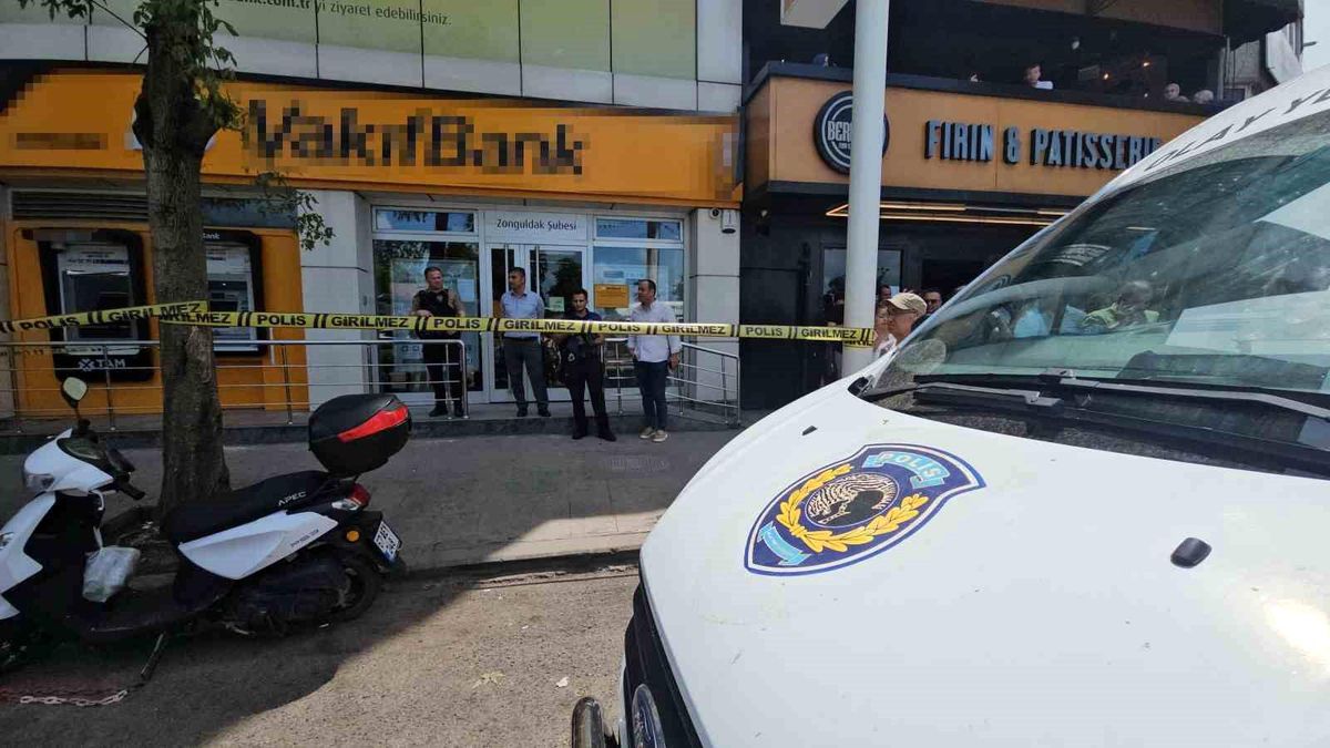 Zonguldak'ta banka şubesinde icra tepkisi