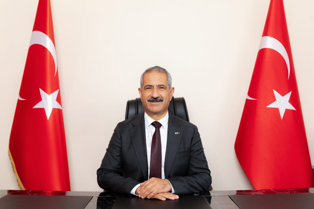 Adalar Belediye Başkanı Ali Ercan Akpolat Adalar Belediye Başkanı Ali Ercan Akpolat