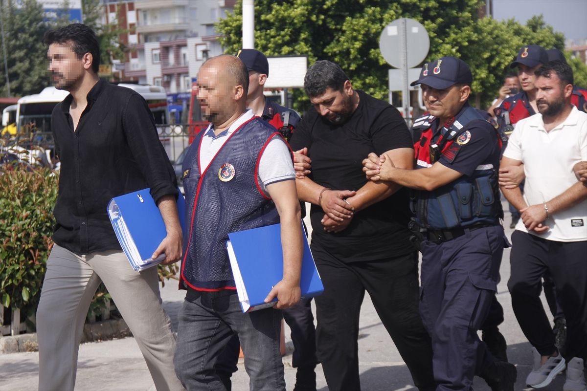 Antalya'da uyuşturucu operasyonunda 9 şüpheli yakalandı