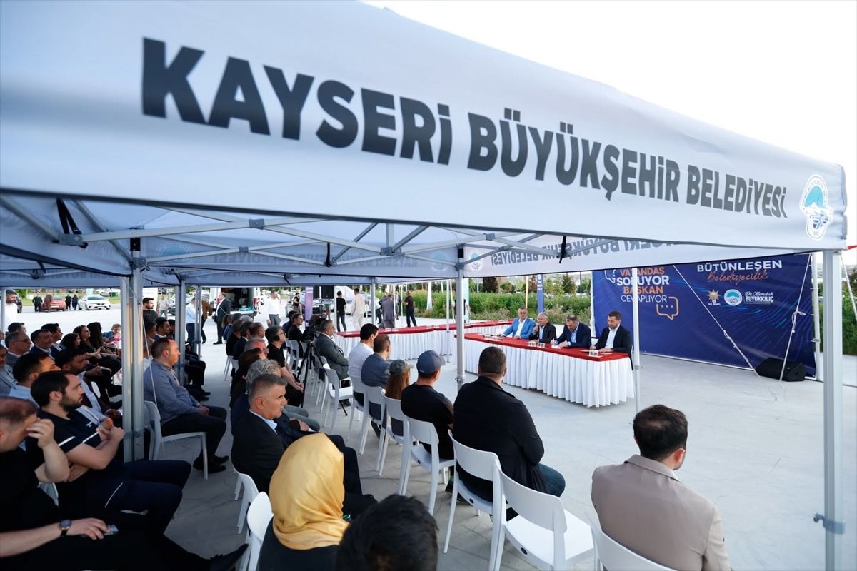 Başkan Büyükkılıç vatandaşla buluştu