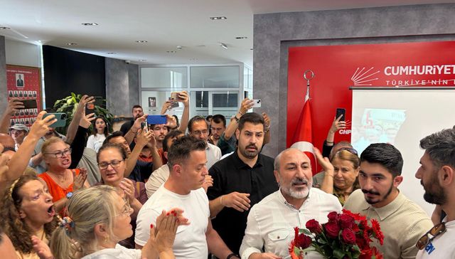 chp izmir il baskanligi nda gerginlik 2 19967349 o
