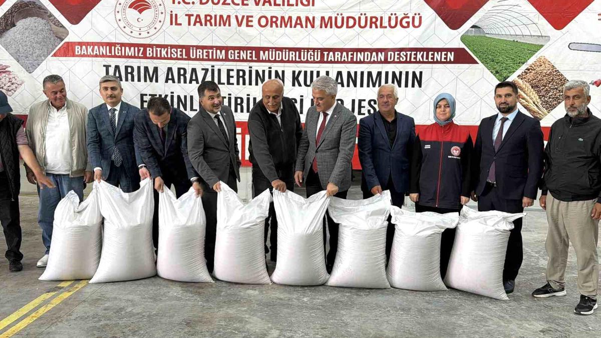 Coğrafi işaretli 'Konuralp pirinci' için 82 çiftçiye 50 ton tohum desteği