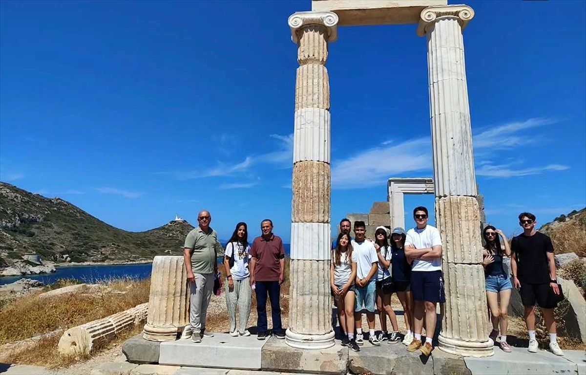 Datçalı öğrenciler Knidos'u 'Tarihin İzlerinde' etkinliğiyle keşfetti