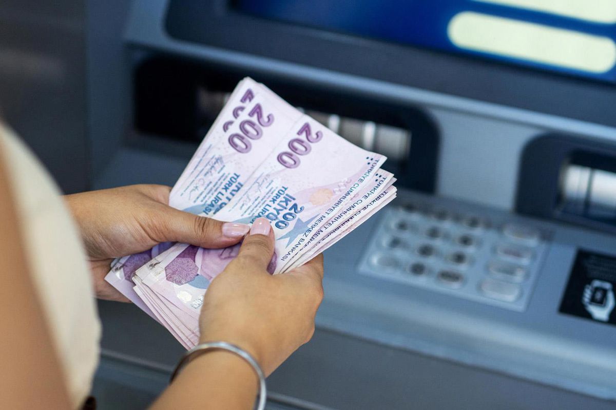Dev banka Türkiye genelindeki tüm ATM'lerini kaldırıyor