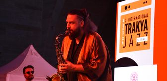 Edirne'de düzenlenen 2. Uluslararası Trakya Caz Festivali'nde Anıl Şallıel konser verdi