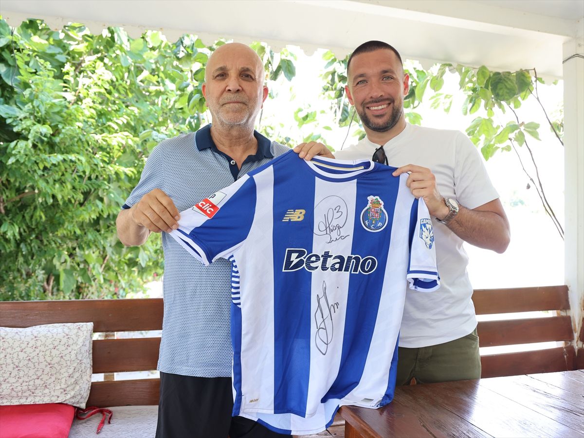 Francesco Farioli'den Alanyaspor Başkanı Çavuşoğlu'na ziyaret
