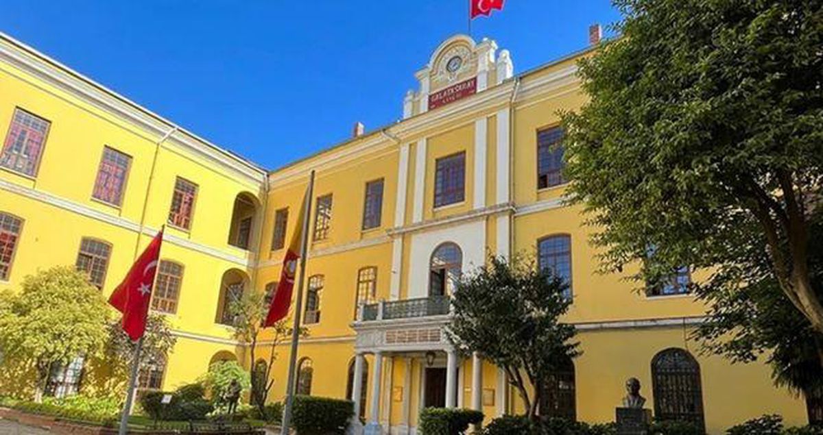 Galatasaray Lisesi'nde kura kalktı mı, kimleri kapsıyor? Galatasaray Ortaokulu'ndan Galatasaray Lisesi'ne kura geçişi kaldırıldı mı?