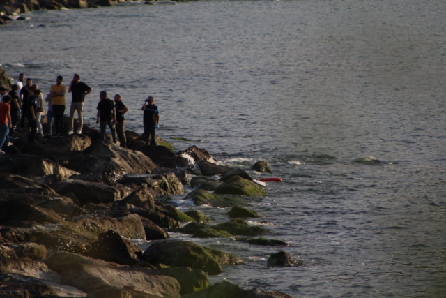 Image of the seashore where police officer Osman Sinan was found