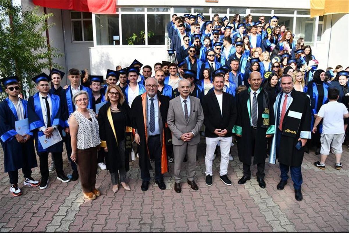 Keşan Meslek Yüksekokulunda mezuniyet töreni düzenlendi