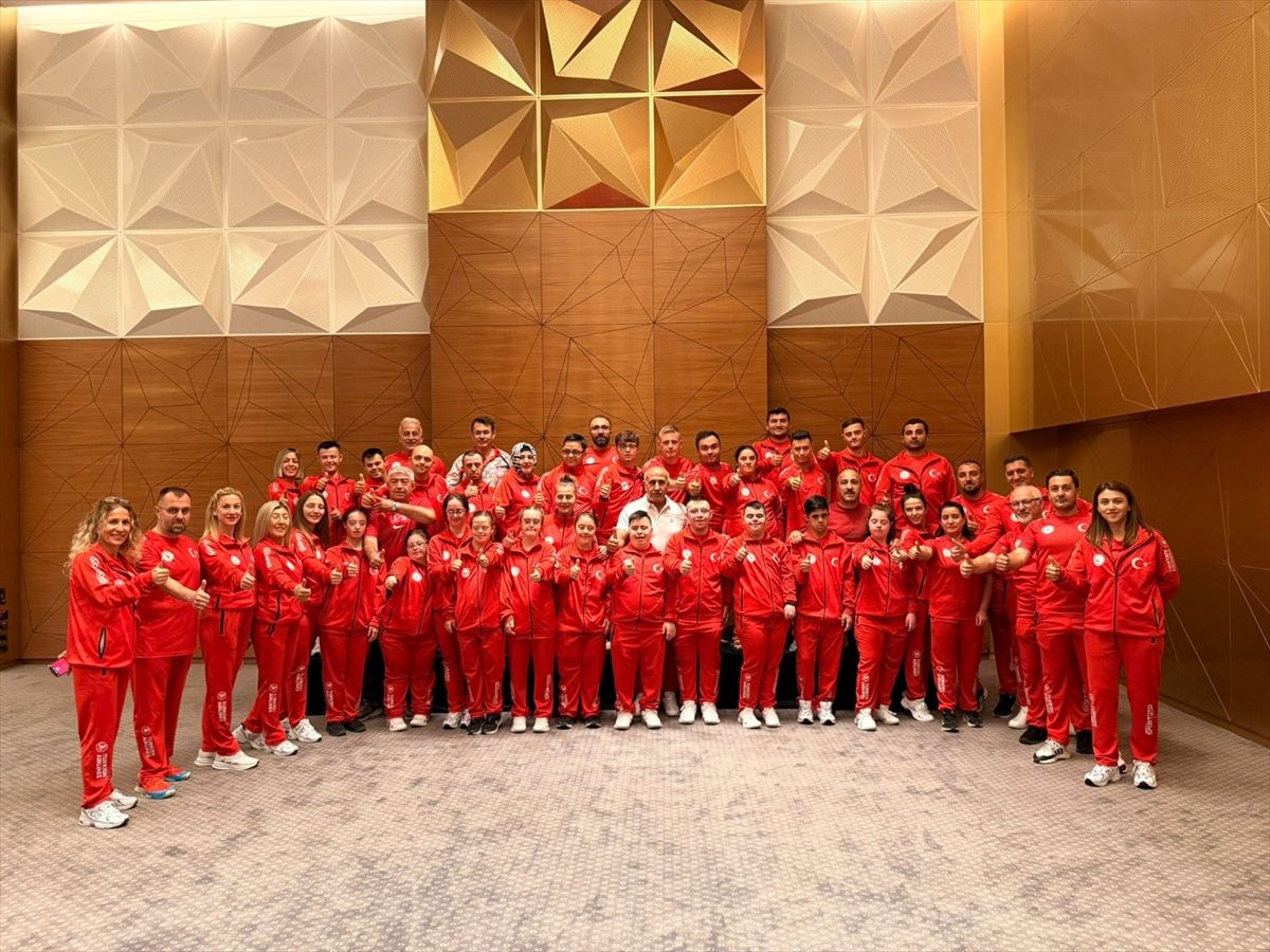 Milli özel sporcular, SU-DS Dünya Şampiyonası'nı 28'i altın 50 madalya ile tamamladı