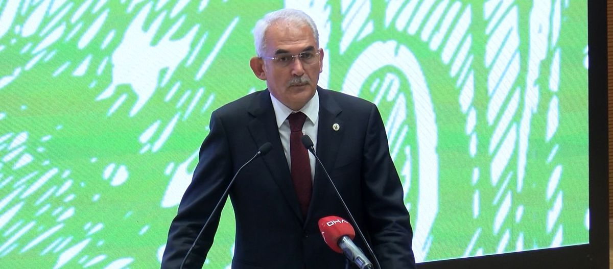 Ankara'da 600 öğretmene orman yangınları farkındalık eğitimi verilirken çekilmiş bir fotoğraf.
